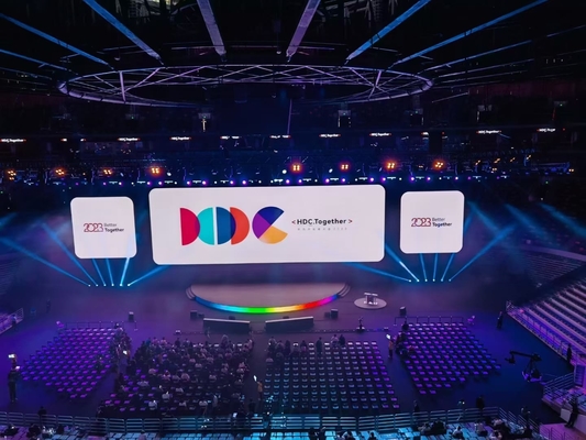 P3 SMD Indoor RGB LED Rental Screen, de color completo 2500 nits Brillo Material del chasis de hierro y acero
