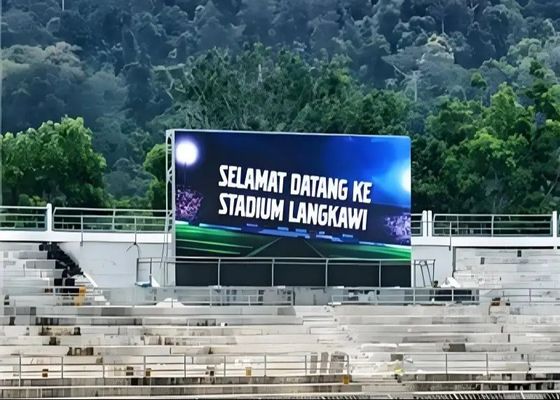 Cartelera LED de alto brillo de 8000 nits con sistema de control Novastar y protección IP65 para publicidad exterior