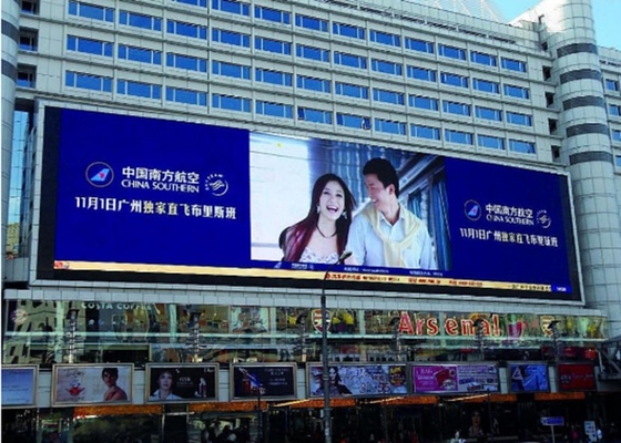 P6.67 Pantalla LED fija Inmersible en exteriores Publicidad digital cartelera 2x3m