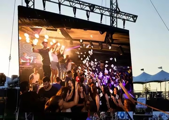 Pantalla LED de alta definición al aire libre en color alquiler SMD 2121 impermeable tres años de garantía