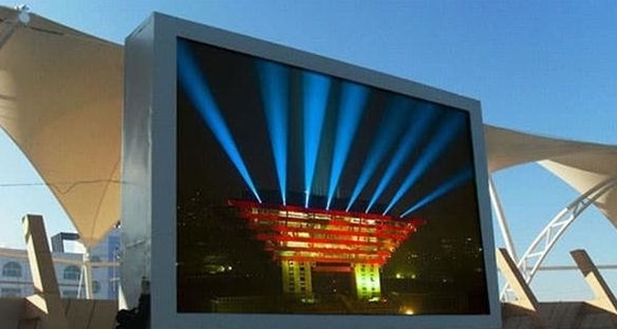 Pared de medios LED estable con P6 Pitch de píxeles y tamaño de módulo de 192 * 192mm para una pantalla excepcional
