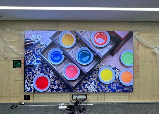 3 y ángulo óptimo de visión de 1m-10m para la pantalla de panel LED RGB interior de última generación