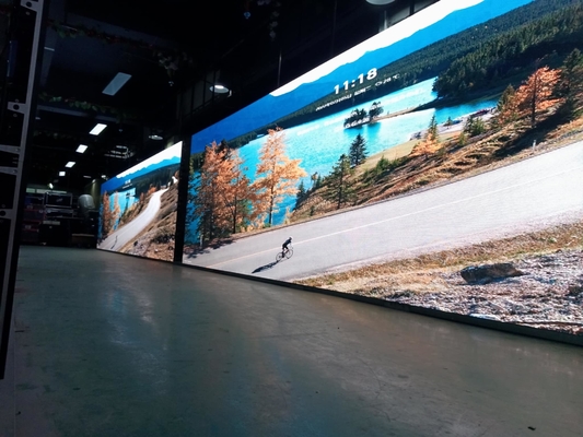 Display LED de alta luminosidad de tono fino con 640000 puntos/m2 Densidad SMD2121 Tipo de lámpara y 1000CD/SQM Brillo