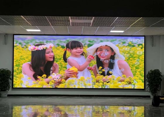 Buen precio Shenzhen Indoor Full Color LED Display con 62500 puntos/m2 Densidad y Nationstar SMD 1515 Led Package Shenzhen Origen en línea