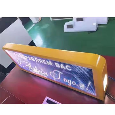 Buen precio P5 pantalla LED de dos lados en el techo del taxi IP65 impermeable en línea