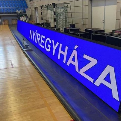 Pantalla LED de estadio de rectificación Alto brillo≥6500cd/m2 Tasa de fotogramas de 60Hz y para eventos deportivos de intensidad