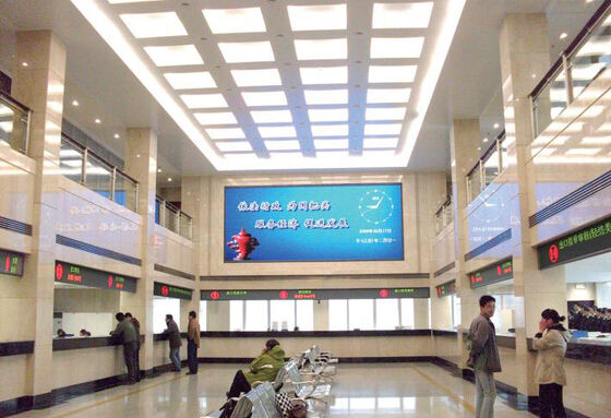 Buen precio Display LED de color completo y ajuste de color para configuraciones de pantalla personalizadas en línea