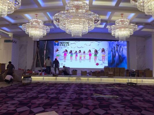 Buen precio Pantalla LED a todo color de interior P2.5, P3, P5 con pared de video sin costuras de alta definición para aplicaciones de publicidad y presentación de eventos en línea