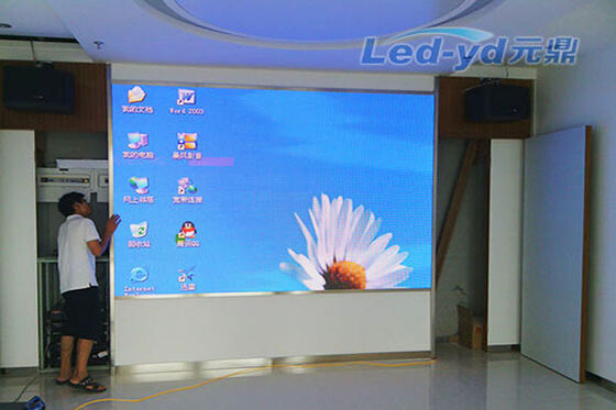 Pantalla LED a todo color P3.9 para interiores con empalme sin costuras, alta tasa de refresco y amplio ángulo de visión para alquiler comercial y eventos
