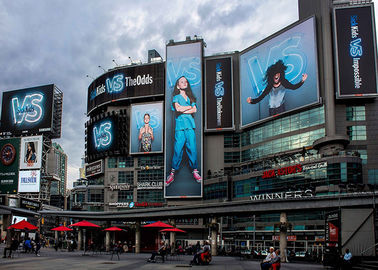 Pantallas LED de alta luminosidad a todo color para exteriores impermeables Alquiler de P3 Instalación de un centro comercial