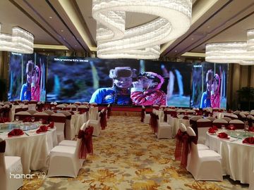 Pantalla LED de interior P4 de color completo LED de alquiler 2500Nits 3 años de garantía