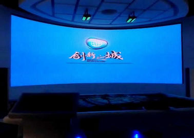 HD Alquiler de publicidad en interiores Alquiler de pantallas LED sin retraso P3 a todo color