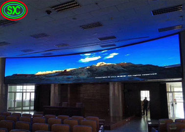 Pantalla de LED de pared de video gigante P2 P3.91 Publicidad interior Caja curva de pantalla LED a todo color en interiores
