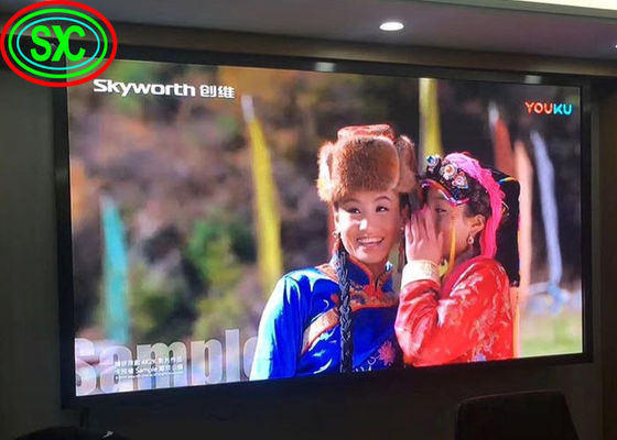 Pantalla LED de video de pared SMD2121 de 1200 cd/㎡, alto brillo, alta frecuencia de actualización de 3840 Hz, pantalla LED a todo color para interiores
