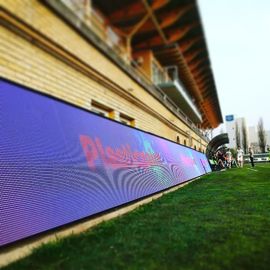 SMD P10 Perímetro del estadio deportivo pantalla LED carteleras publicitarias comerciales