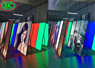 Display de carteles LED HD P2.5 de color completo en el suelo publicidad de pie 1/16 Pared de escaneo