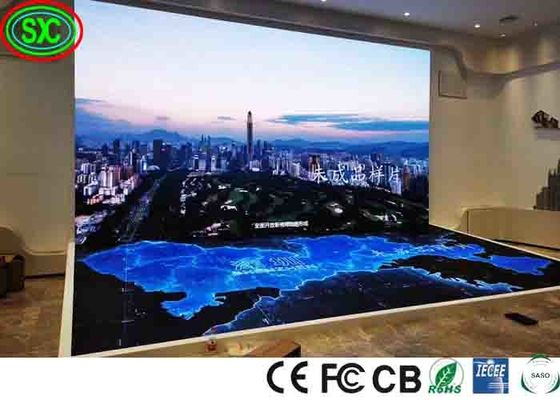 Pantalla de LED de publicidad con tono de píxel fino y alta tasa de actualización P2.5 3840hz