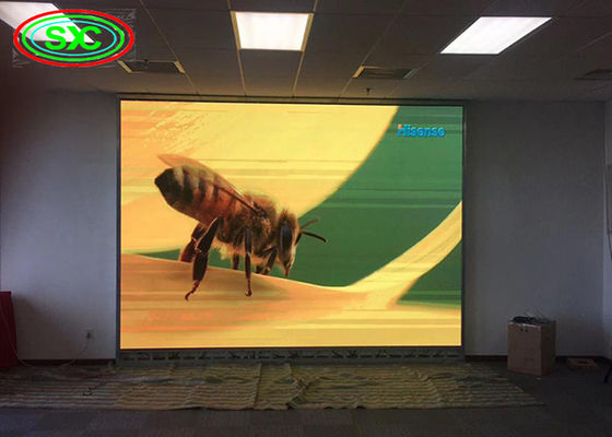 Pantalla de escenario de aluminio fundido a presión HD LED Pantalla de 2 mm Pitch de píxeles Humectancia a prueba de material de aluminio Sistema NOVA
