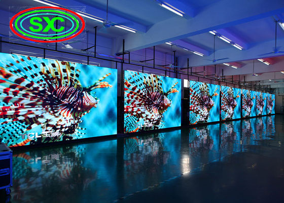 Módulo de pantalla LED SMD P4 a todo color para interiores 256 * 128mm 1/8 escaneo para ahorrar energía y proteger el medio ambiente