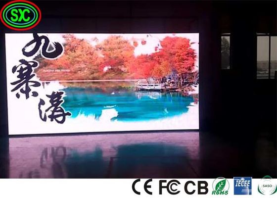 Display LED de color completo en interiores de tamaño grande y flexible de 111111 píxeles/m2 1300 brillo/m2 P3