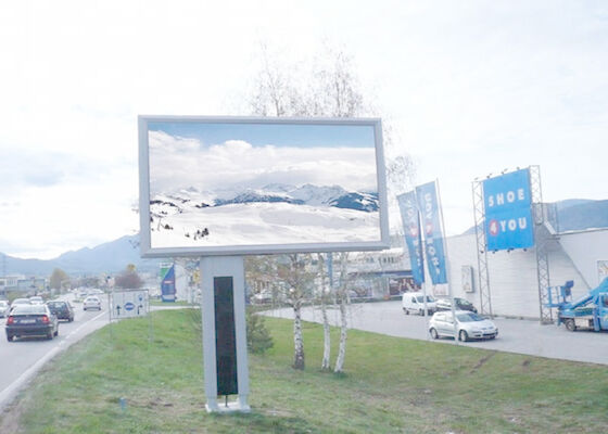 Display LED a todo color al aire libre P10 10000 puntos/m2 Tableros publicitarios LED de alto brillo