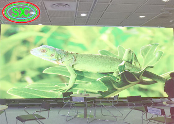 P4 Pantalla de aluminio fundido a presión LED de color completo fija en interiores 3 en 1 Smd2121