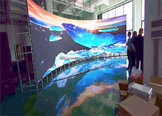 China Pared de video LED de alta calidad P3.91 Pantalla curva interior para supermercado