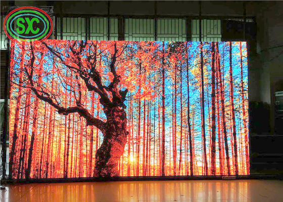 P4 LED interior sin fisuras de fondo de escenario de pared con alta frecuencia de actualización de 3840Hz