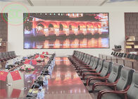 La pantalla LED interior de los altos herzios P 3 de la frecuencia de actualización 3840 montó en la pared para las reuniones