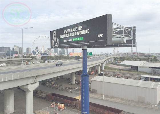 Pantalla LED al aire libre a todo color de P 10 con las columnas para hacer publicidad