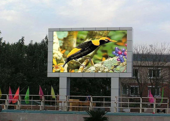 P10 Panfletos LED a todo color al aire libre Display de 10 mm Pixel IP65 Impermeable 10000cd/M2