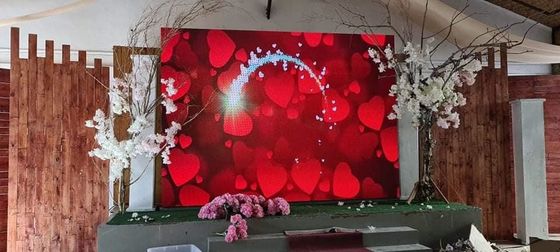 Buen precio Pantallas interiores de alta calidad de la pantalla LED del módulo P2.5 640x640m m a todo color para los acontecimientos de alquiler en línea