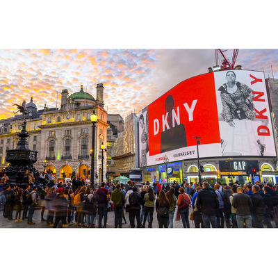 SCX Publicidad al aire libre Pantalla LED móvil P6 a prueba de agua montada