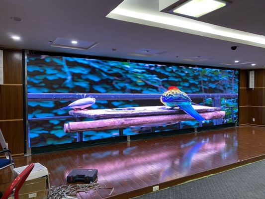 HD de color completo de tono fino paneles LED P2 Indoor Gran pantalla de TV Poster LED Video pantalla de pared