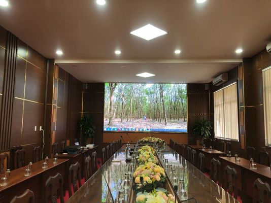 Buen precio 3 en 1 pantalla de aluminio interior del rgb 512x512m m hub75 32scan del gabinete del smd de alquiler de la pantalla P2 llevaron la exhibición de matriz w video digital en línea