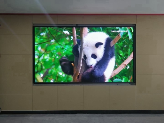 Cartelera interior de la pantalla de visualización P3 LED del LED para hacer publicidad de la reproducción de vídeo de alquiler del contexto de la etapa