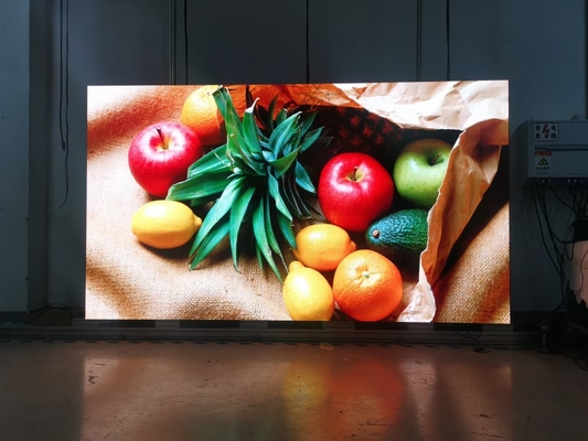 Procesamiento de alta precisión P3 Display LED de color completo en interiores con instalación y mantenimiento convenientes en varias industrias