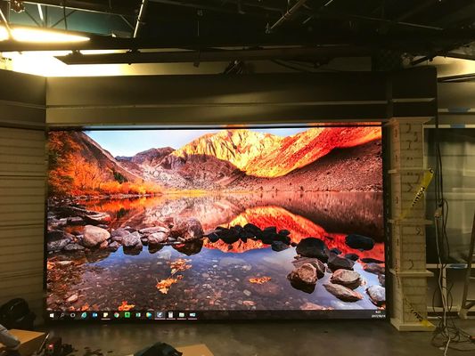 Buen precio Presentación de imagen clara y estable Display LED de color completo para sala de reuniones y publicidad en línea