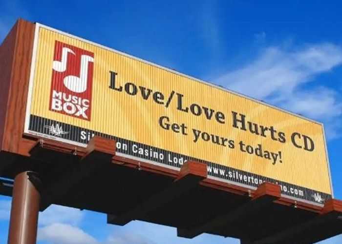 La publicidad a todo color comercial llevó la pantalla para la alameda de Digitaces, ahorro de la energía