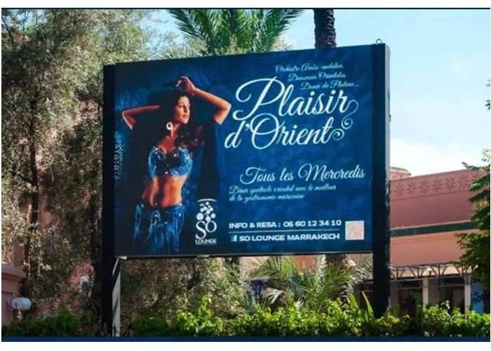 La calle al aire libre poste de la publicidad P5 de la alta definición llevó la pantalla WIFI teledirigido