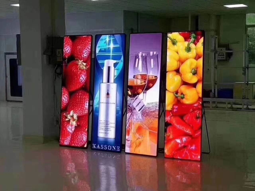 Pantalla LED comercial fácil de instalar con chips LED SMD2121 y configuración de color 1R1G1B