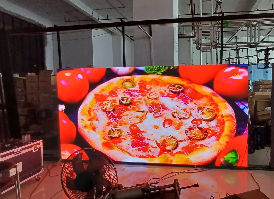 Instalación fija al aire libre de la exhibición SMD LED de los liendres a todo color de la pantalla P10 5500