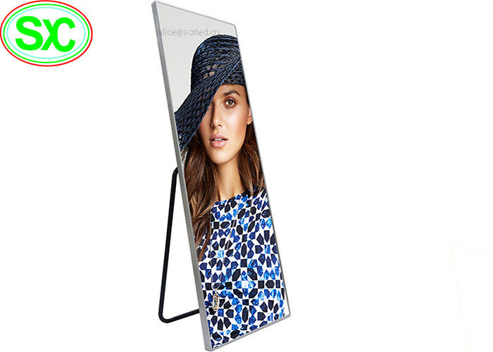 Pantalla LED a todo color interior portátil, exhibición llevada P3 de los medios del cartel de Digitaces LED