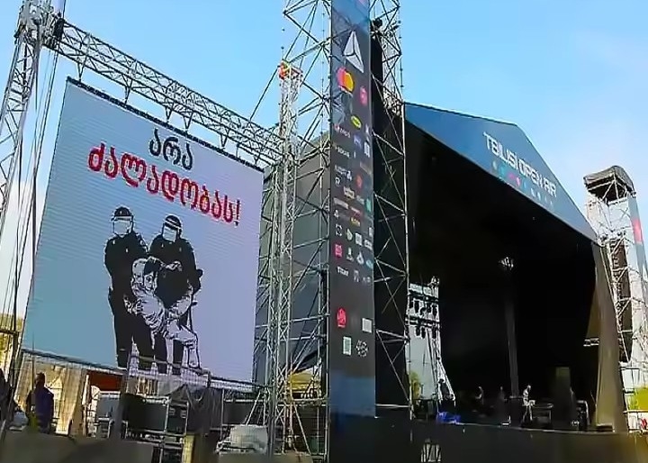 Pantalla de alquiler de alta resolución con pantalla de vídeo LED P3.91 exterior RGB 1920HZ IP65 a prueba de agua