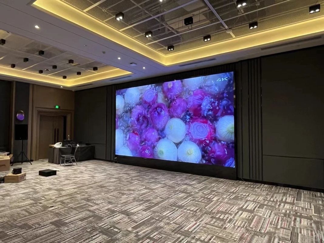 Panel LED de pantalla montada en superficie de rendimiento duradero con LED SMD3528 estándar y nivel de protección IP43