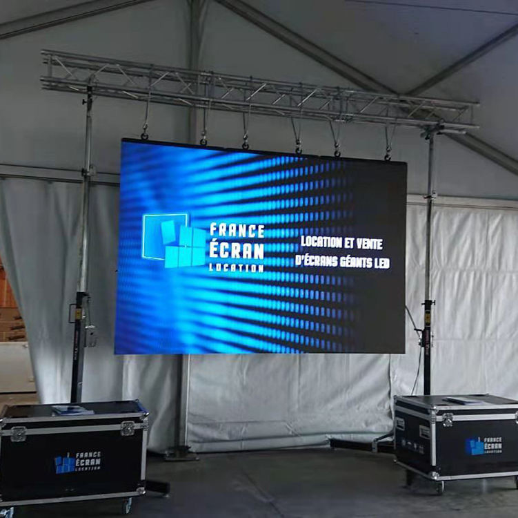 Panel LED de pantalla montada en superficie de rendimiento duradero con estándar SMD3528 y densidad de puntos 111111