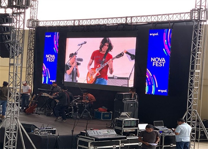 Display de aluminio fundido impermeable 1/8 escaneo 10000 píxeles/m2 SMD LED Display P10