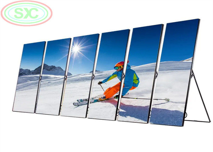 Pantalla LED tipo póster con gabinete de acero y densidad de 122880 píxeles para centros comerciales y salas de conferencias