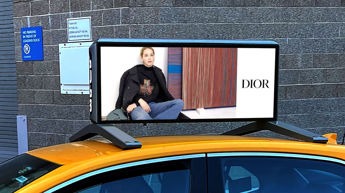 Modo de conducción Control asíncrono de automóviles pantalla de señales LED con tamaño de tono de 5 mm y configuraciones 1R1G1B