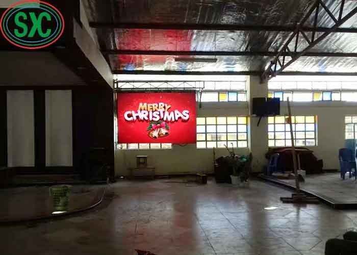 P4.81 Alquiler de pantallas LED al aire libre, pared de vídeo LED al aire libre en la estación de tren